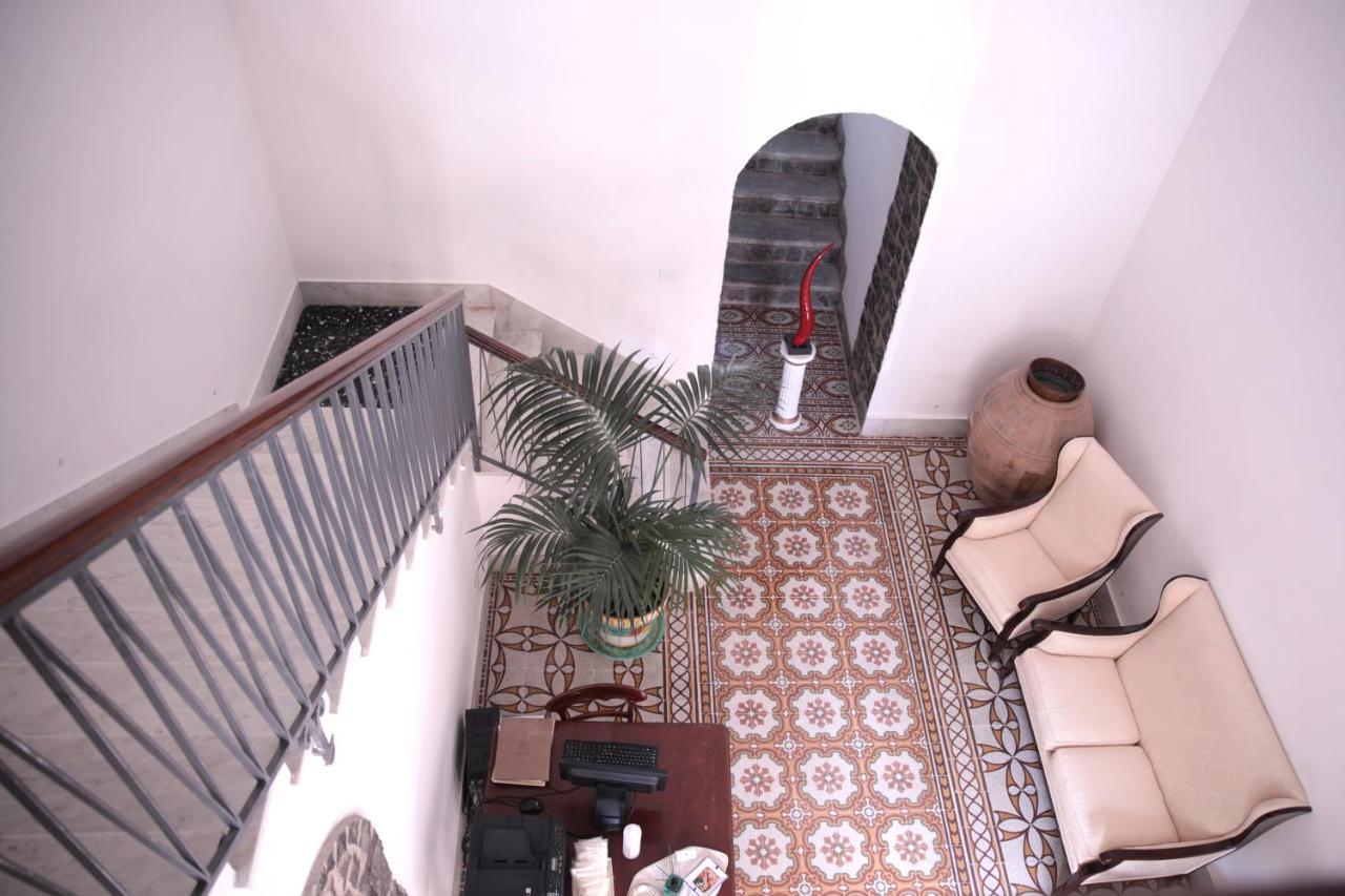 Bed and Breakfast Palazzo Caracciolo Del Sole Terzigno Экстерьер фото