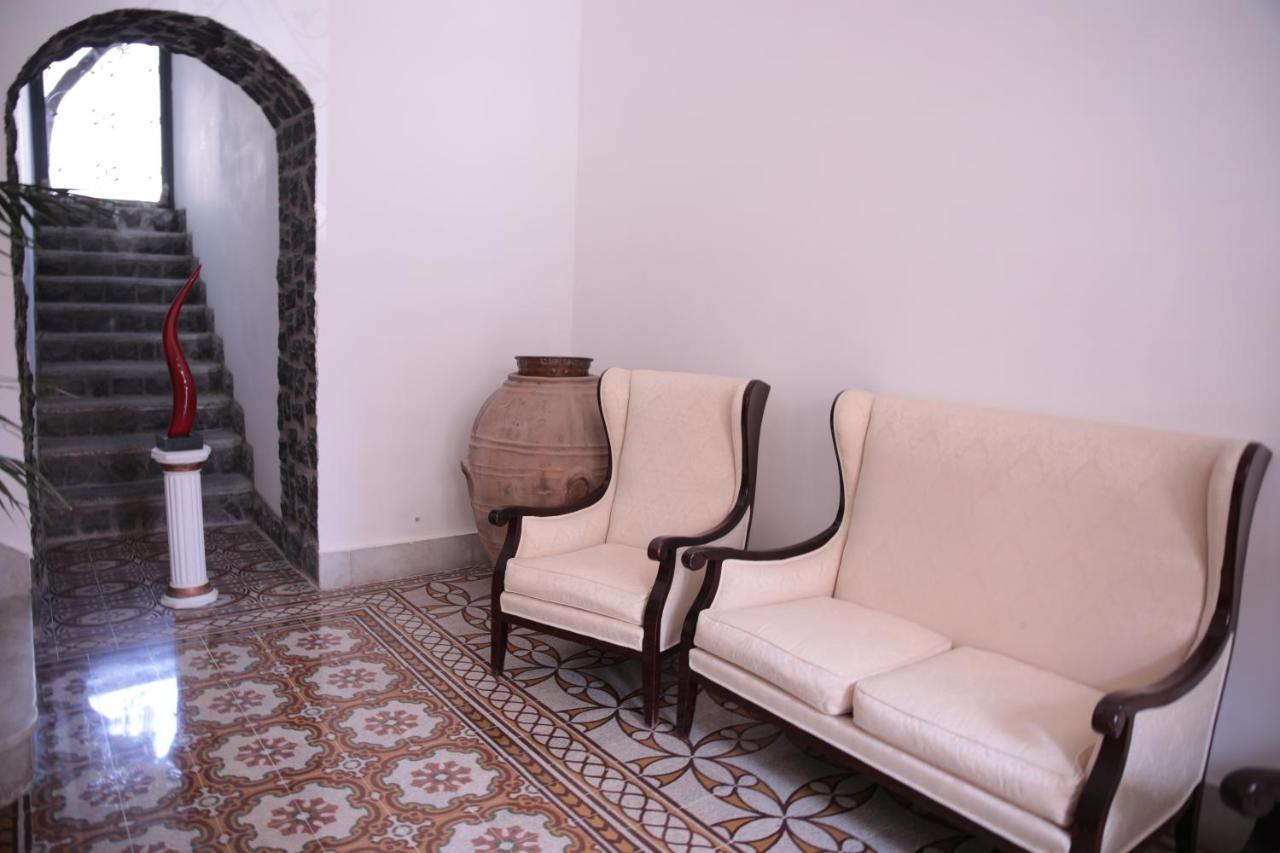 Bed and Breakfast Palazzo Caracciolo Del Sole Terzigno Экстерьер фото